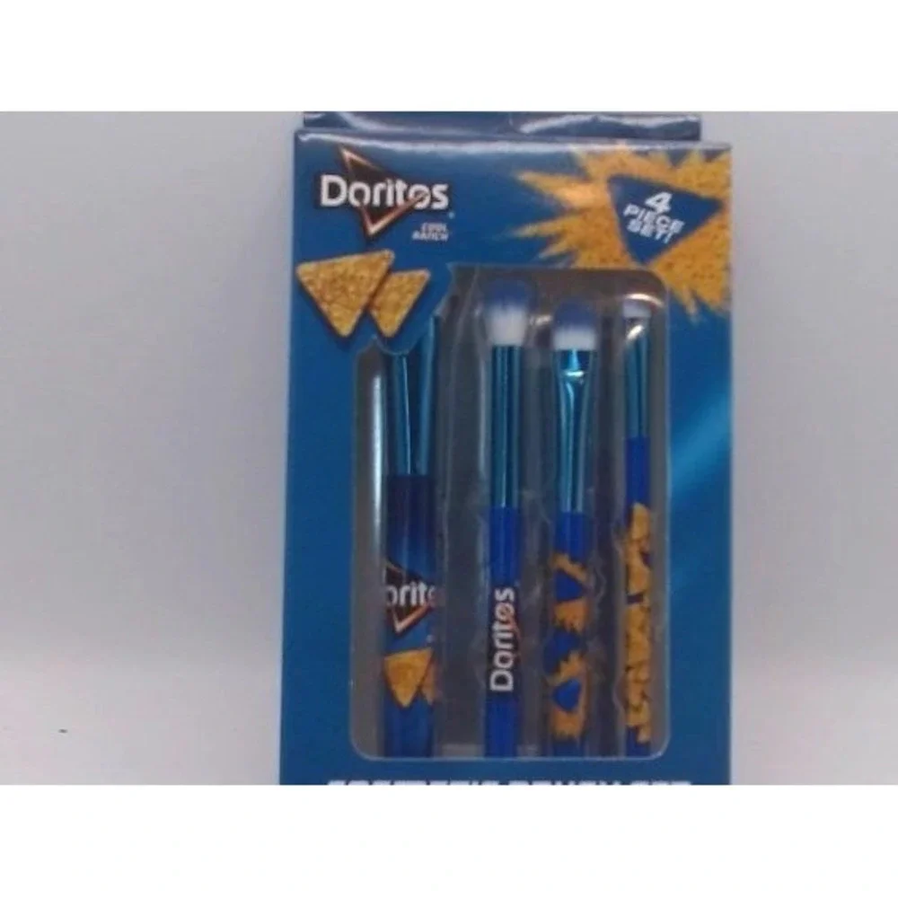 Doritos 4 piece Cosmetic Brush Set, BRAND NEW IN BOX